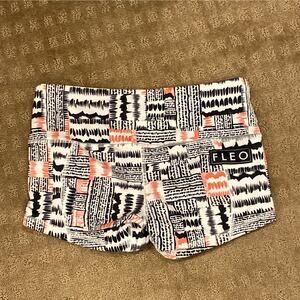 Fleo Sterk Low Rise Contour Shorts Black  Pink size XS